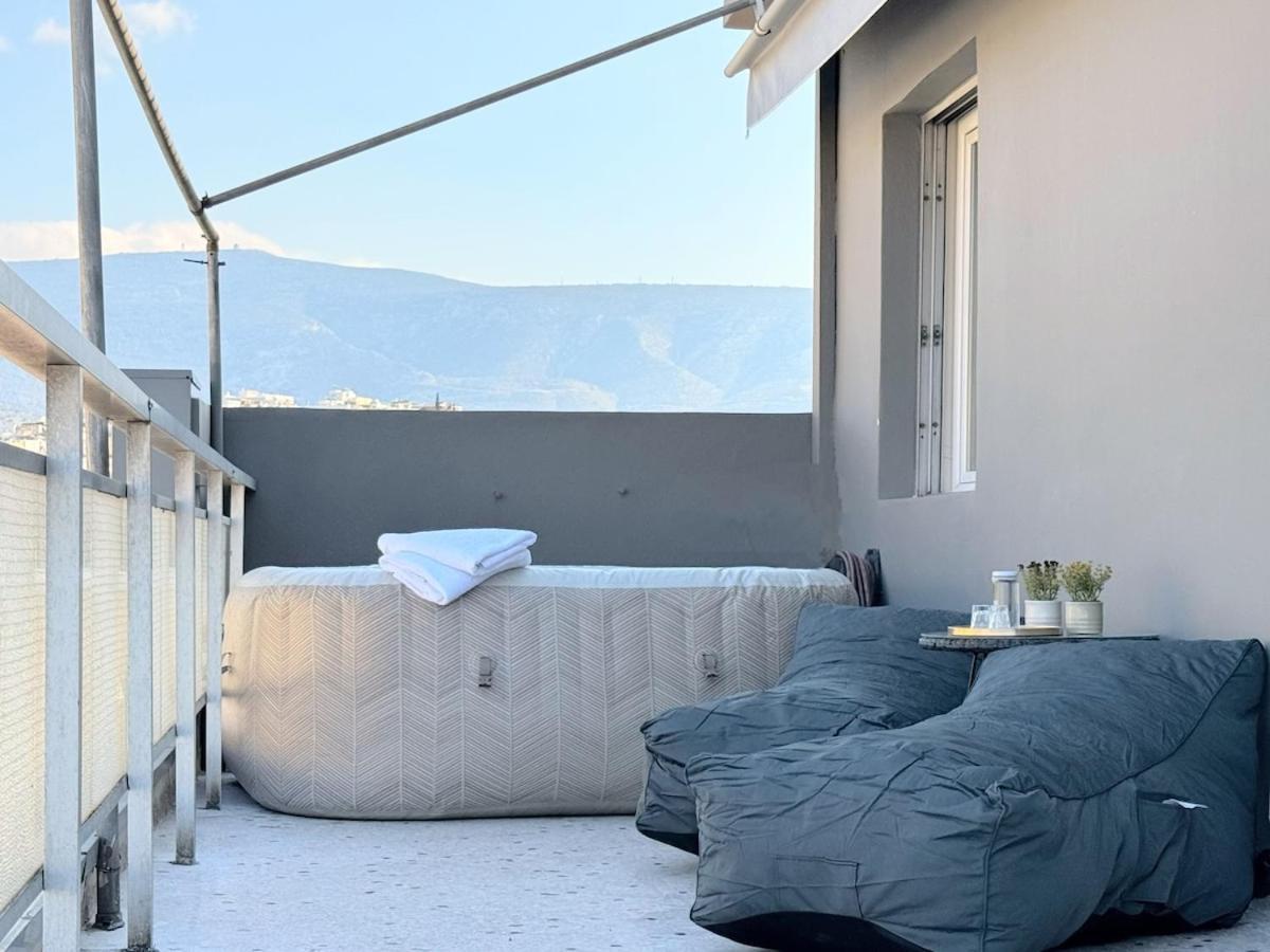 Lovely Apt W/Heated Jacuzzi &Full Acropolis View Atenas Exterior foto